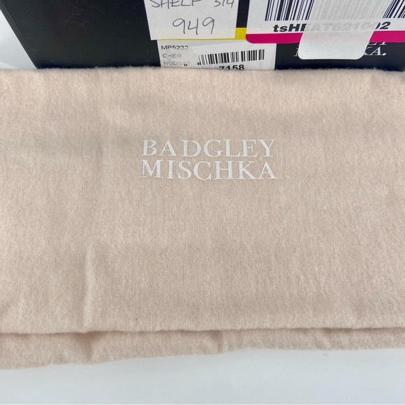 Badgley Mischka Cher Pumps in Nude Size 8 - Picture 13 of 14